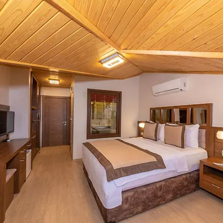 Agvapalas Hotel 3*