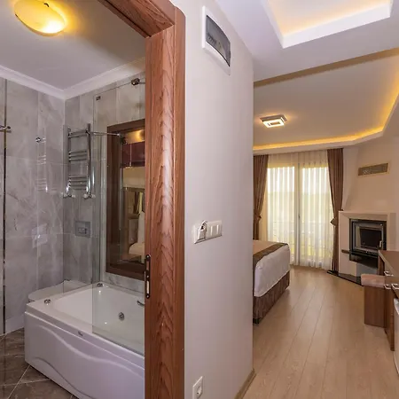 Hotel Agvapalas 3*